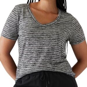 Athleta Breezy Scoop V-Neck Tee 1X